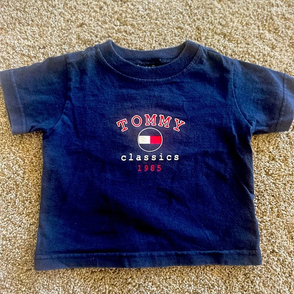 Tommy Hilfiger Shirt Tee 6-12 months - Picture 1 of 2